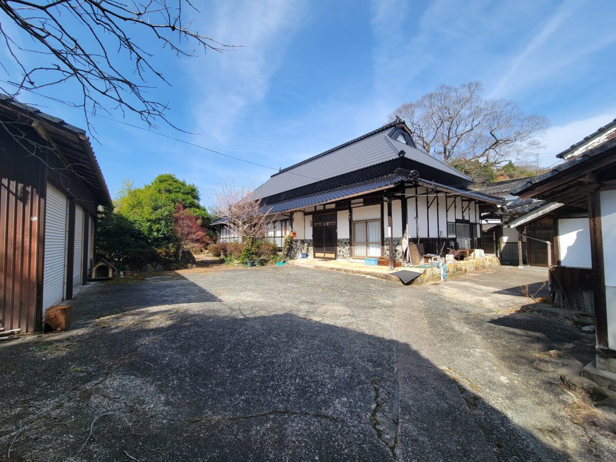 【空き家】津山市横山　8DK